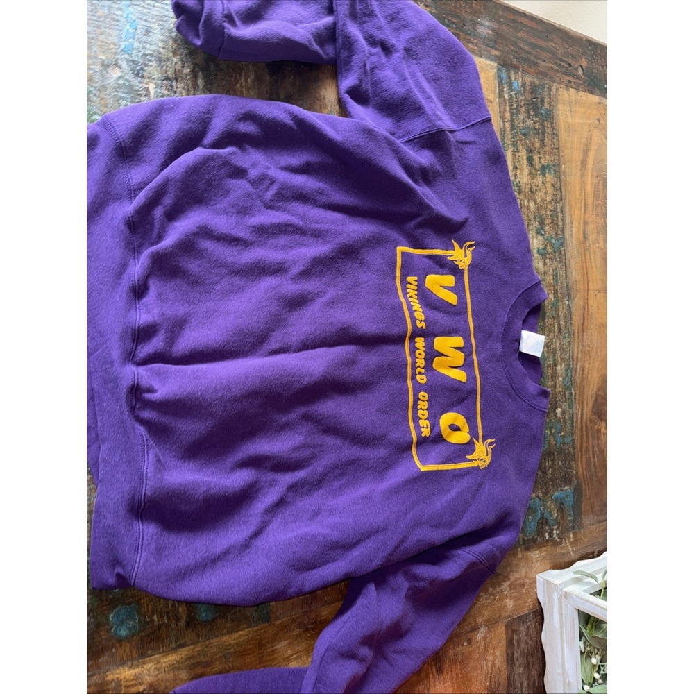 Vintage Minnesota Vikings World War™ Hanes Crewneck Sweatshirt Size Large